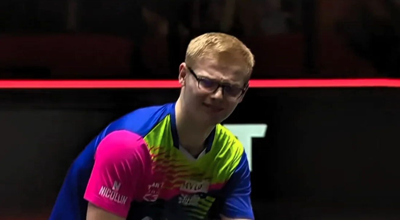 比赛规则变更首场状态出色，西班牙队观众沸腾！，德约科维奇重返赛场赢得满堂喝彩的简单介绍